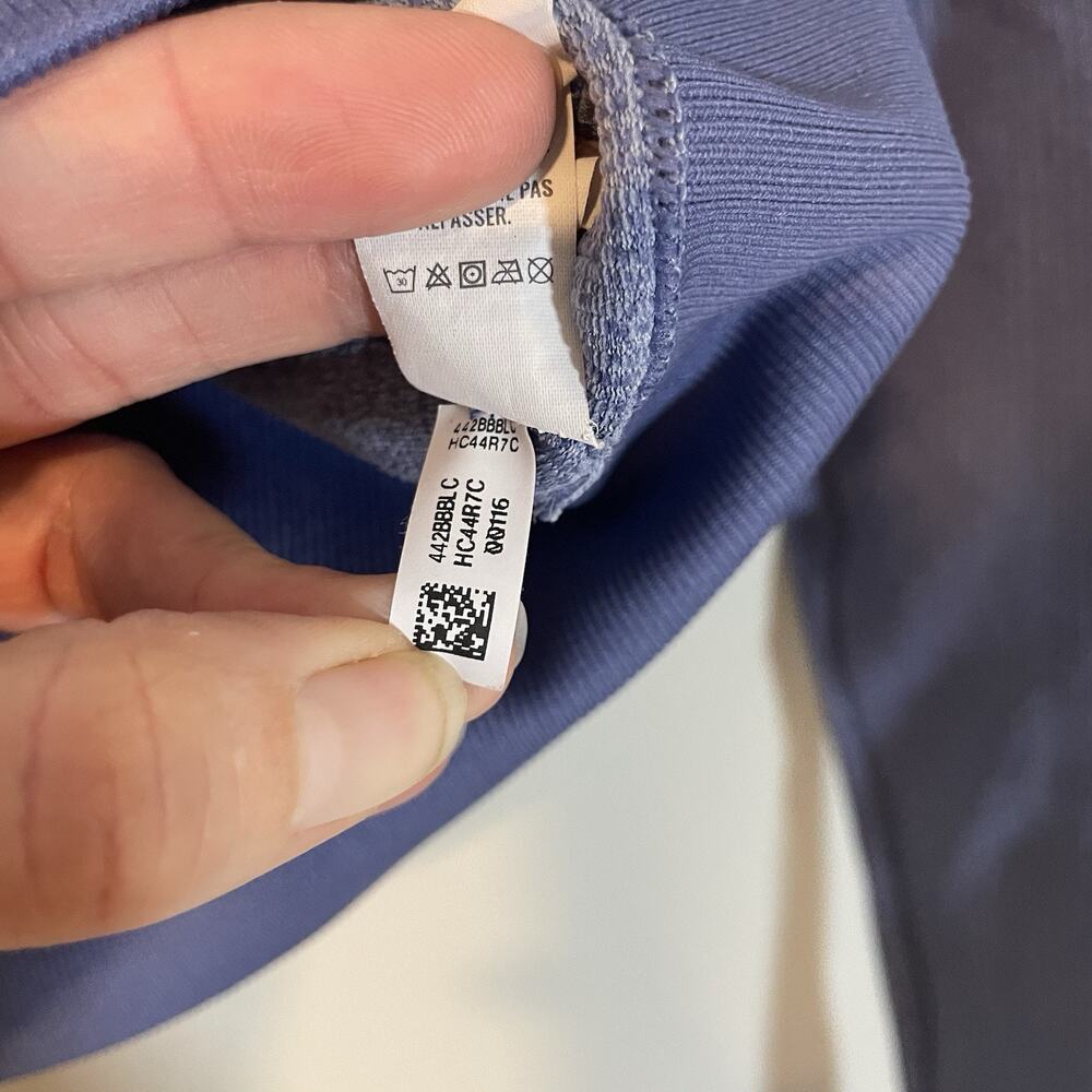 Aerie Offline Sidewalk Seamless Long Sleeve Cropped Blue Top Crewneck Small - Picture 7 of 8